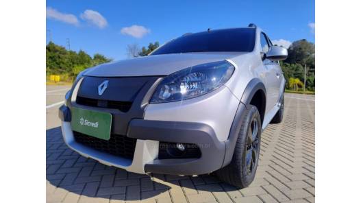 RENAULT - SANDERO - 2012/2012 - Prata - R$ 38.800,00