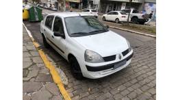 RENAULT - CLIO - 2004/2004 - Branca - R$ 18.900,00