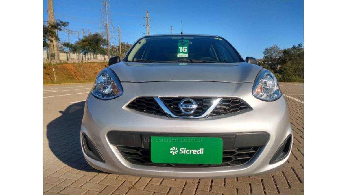 NISSAN - MARCH - 2015/2016 - Prata - R$ 42.900,00